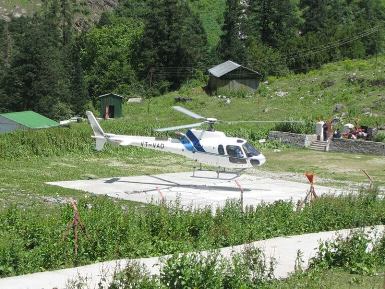hemkund-sahib-yatra-by-helicopter-2024-2025